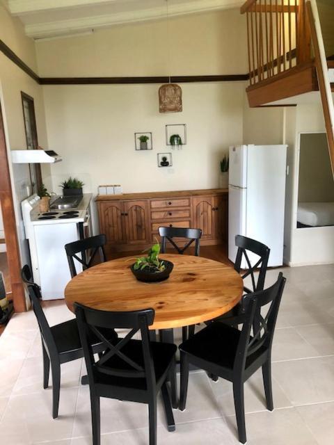 Montville Holiday Apartments エクステリア 写真